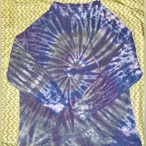 NWOT Natural Life Tie-Dye beach cover-up shirt S/M